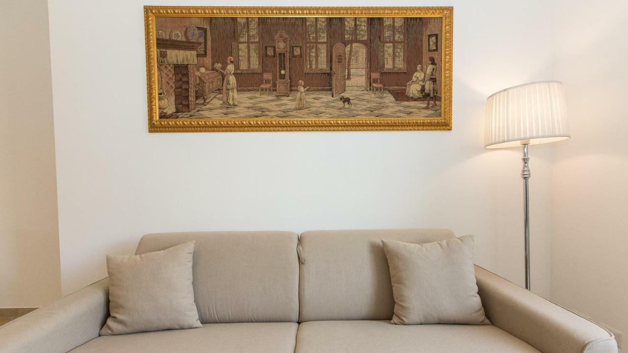 Appartamento In Taurasia Roma